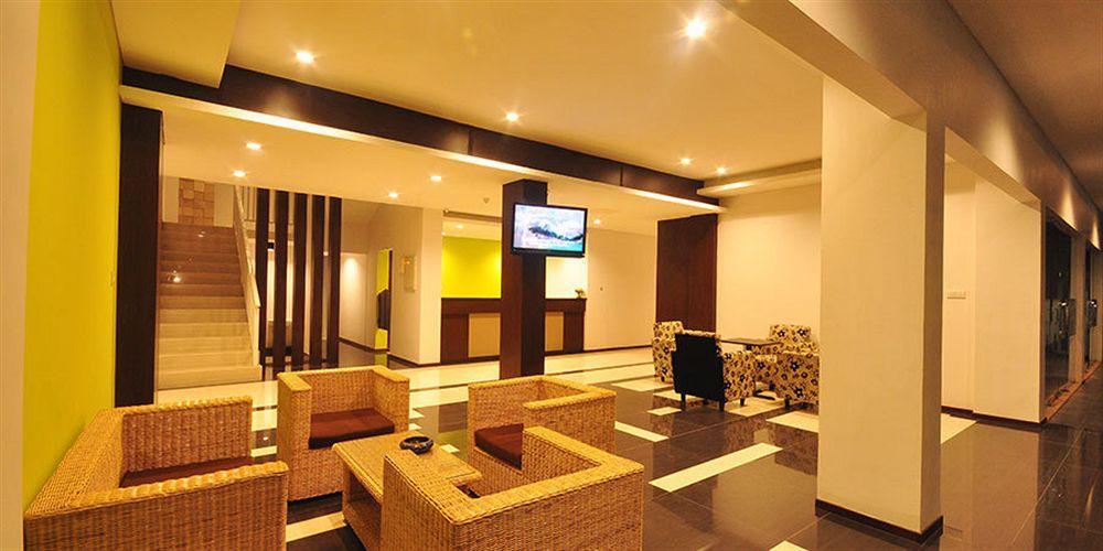 Sunwood Hotel Arianz Mataram Esterno foto