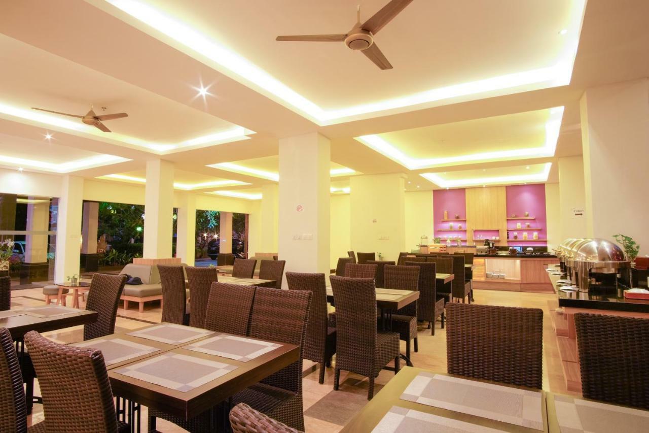 Sunwood Hotel Arianz Mataram Esterno foto
