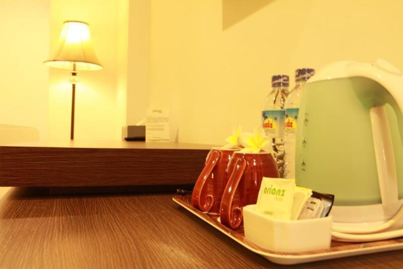 Sunwood Hotel Arianz Mataram Esterno foto